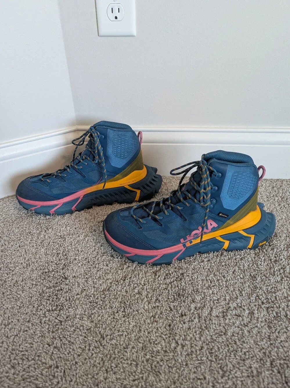 Hoka TenNine Hike Goretex Hiking Shoe - Moroccan Blue Women's sz 9.5
